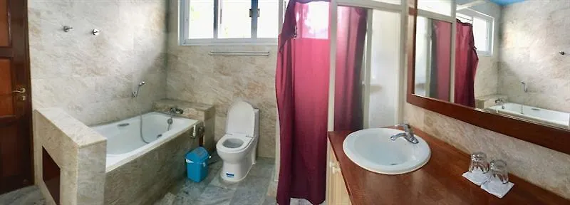 Johan'S Beach And Dive Resort 苏比克 菲律宾
